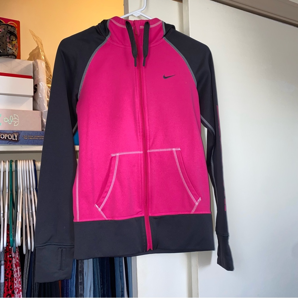 Nike Womens Therma-Fit Hoodie